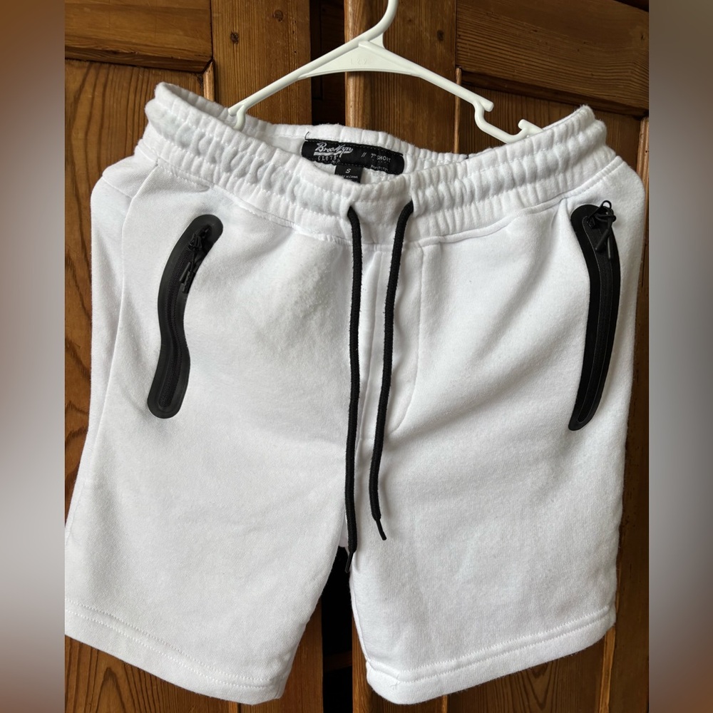 Youth used in good condition, polyester Shorts.